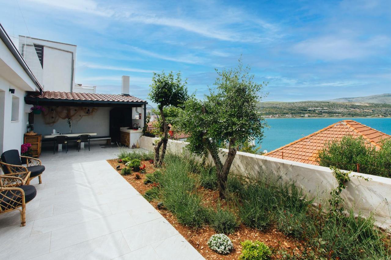 Villa Magna - Seaside Villa With Pool And Sauna 特罗吉尔 外观 照片